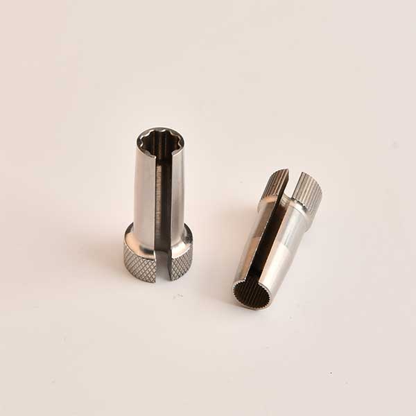 Hand-screwed Tooling for Flangeless Fittings
